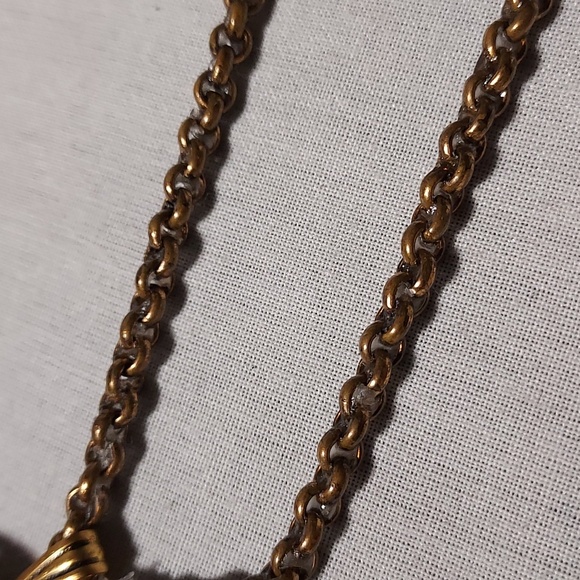 Vintage Hand Carved Shell Cameo Necklace Chunky Gold Tone - Picture 7 of 11